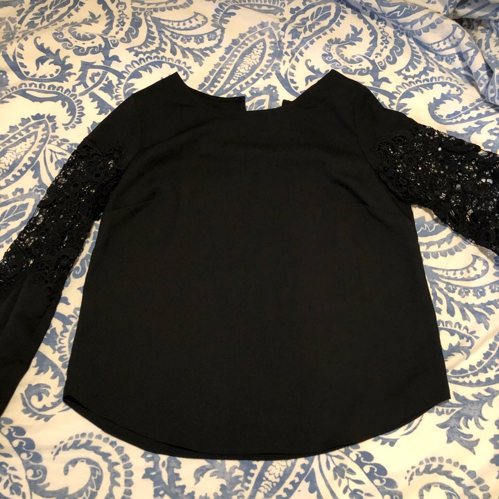 Women’s dress shirt